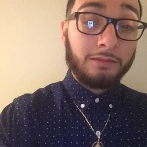 Meet your Posher, Cesar